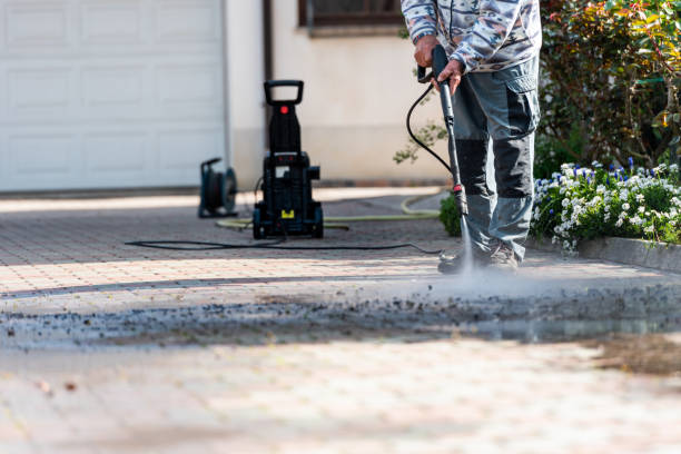Best Deck Pressure Washing  in Forest Oaks, NC